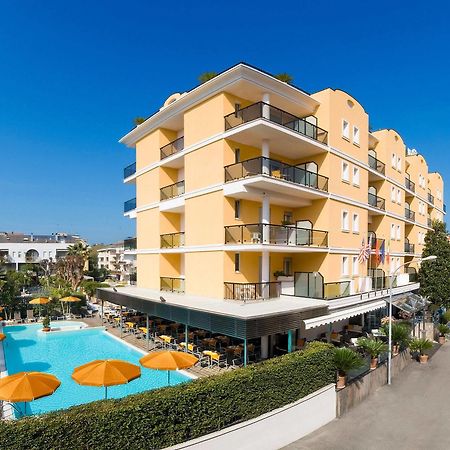 Hotel Imperial San Benedetto del Tronto Exterior foto