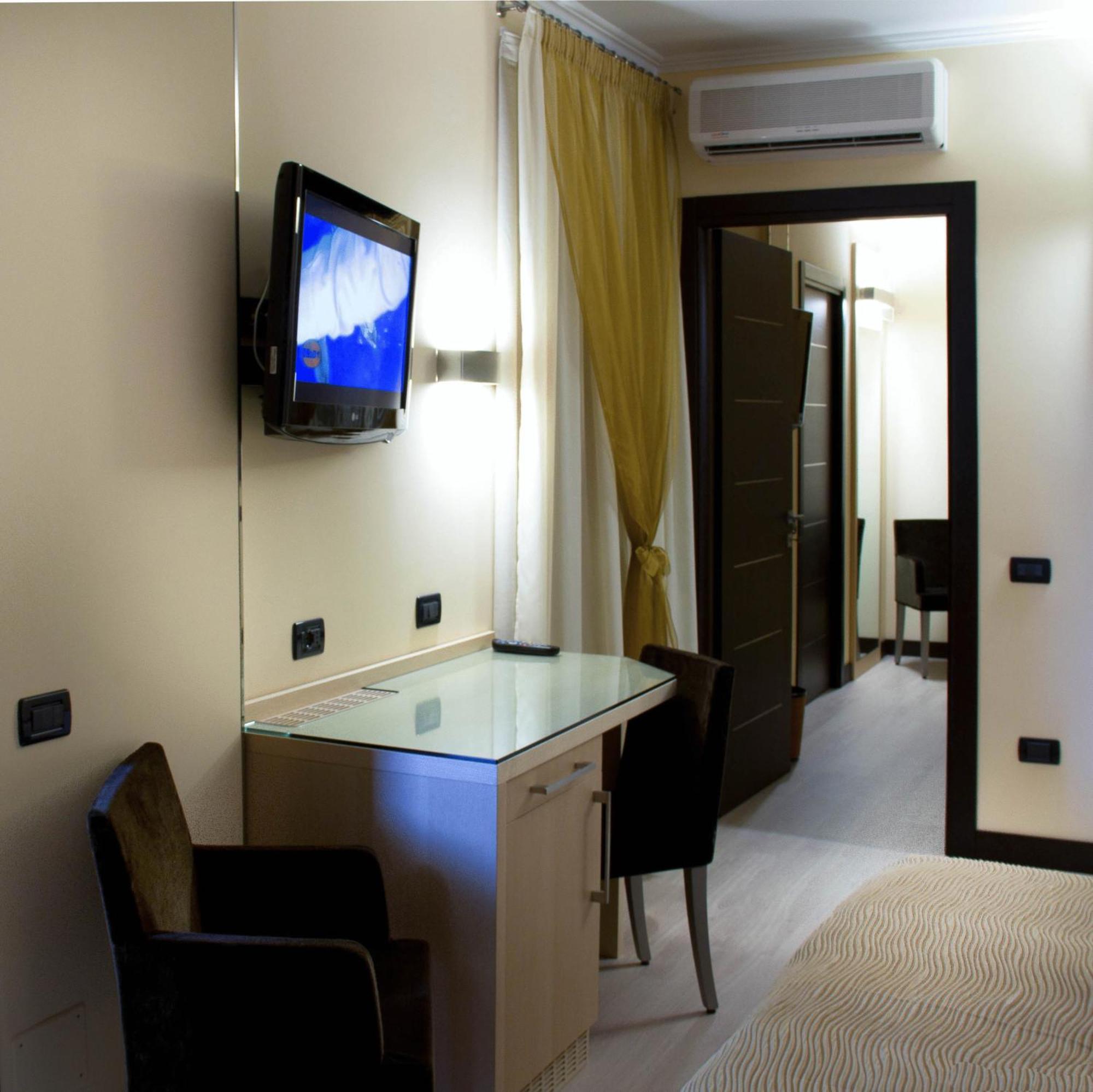 Hotel Imperial San Benedetto del Tronto Exterior foto