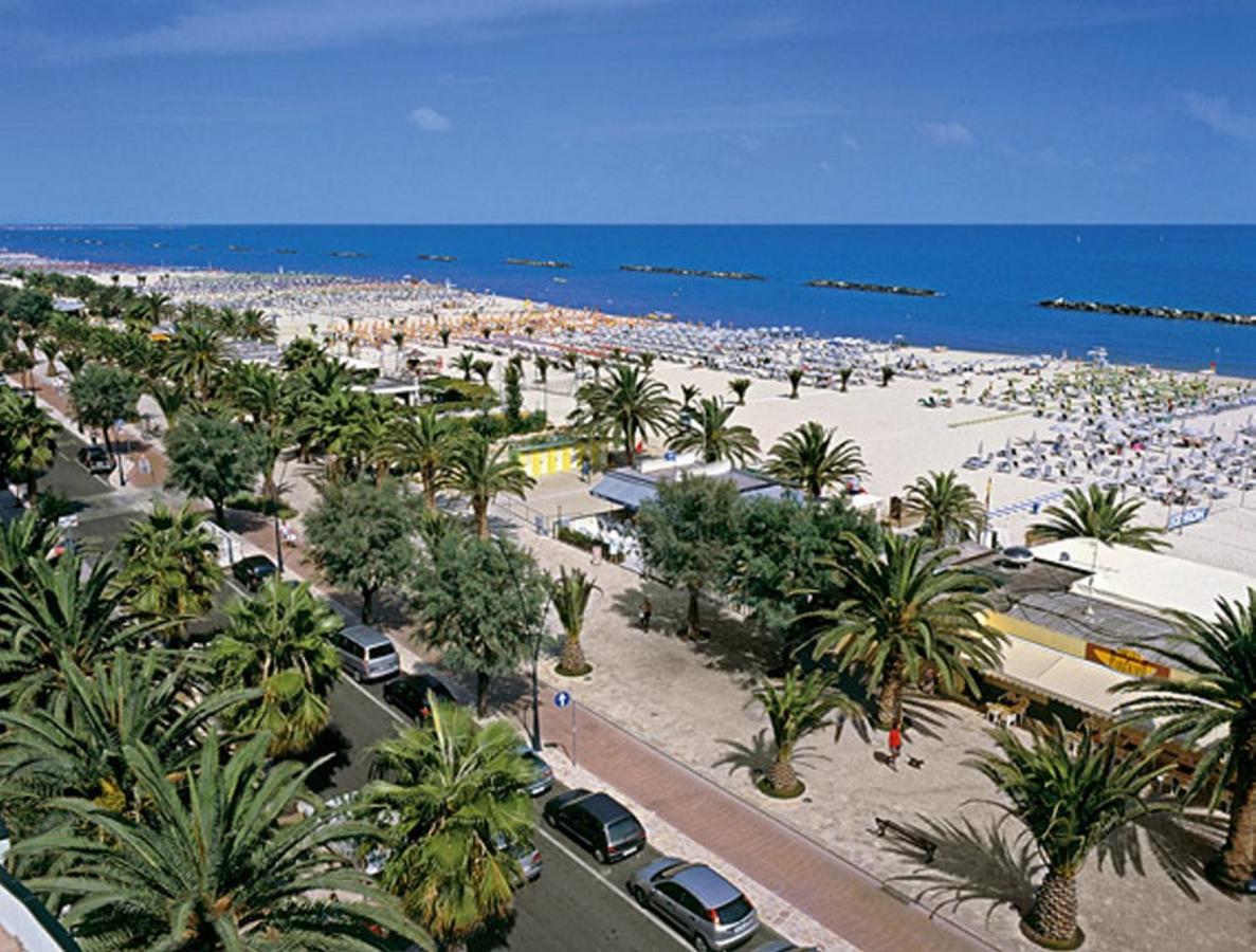 Hotel Imperial San Benedetto del Tronto Exterior foto